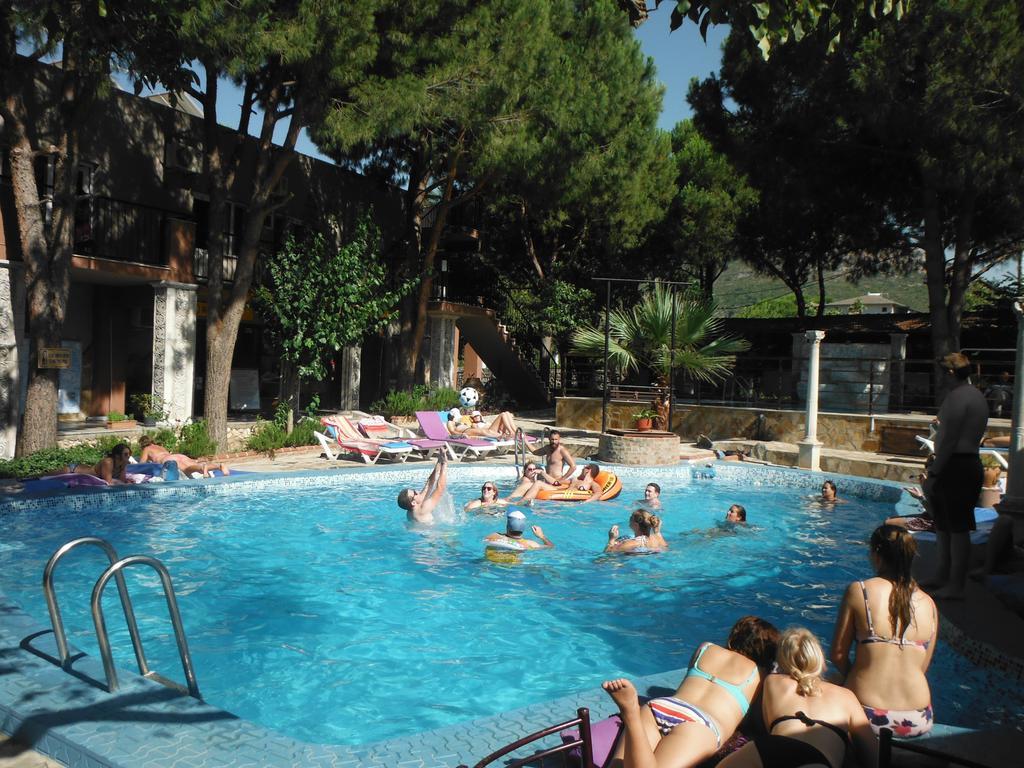 Atillas Getaway Selçuk Bagian luar foto