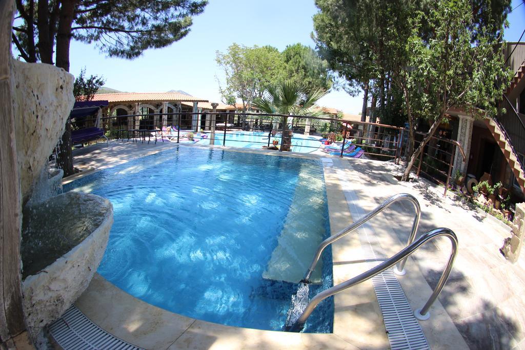 Atillas Getaway Selçuk Bagian luar foto