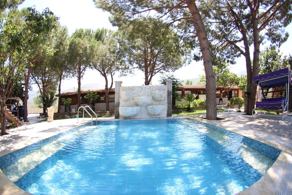 Atillas Getaway Selçuk Bagian luar foto