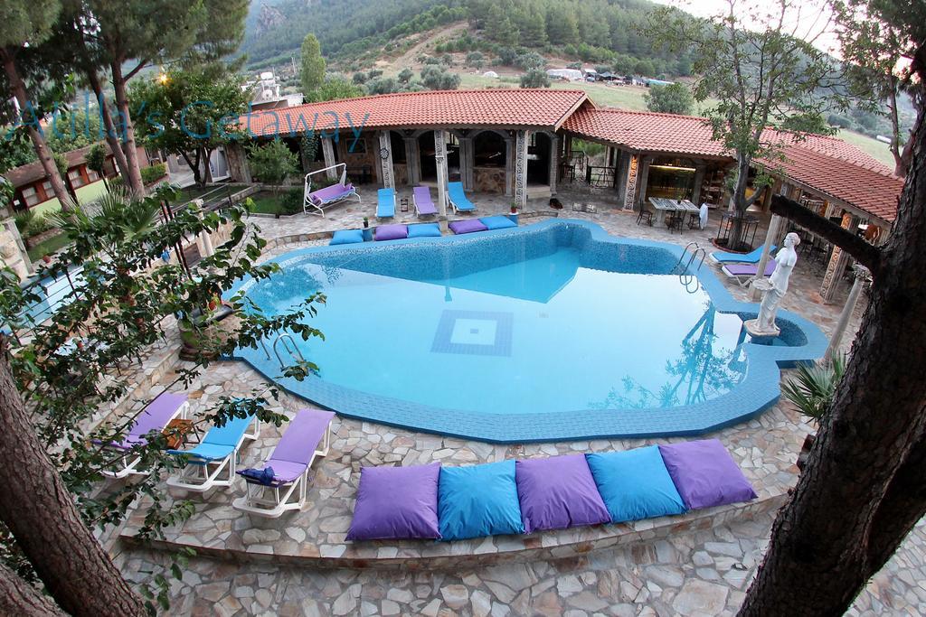 Atillas Getaway Selçuk Bagian luar foto